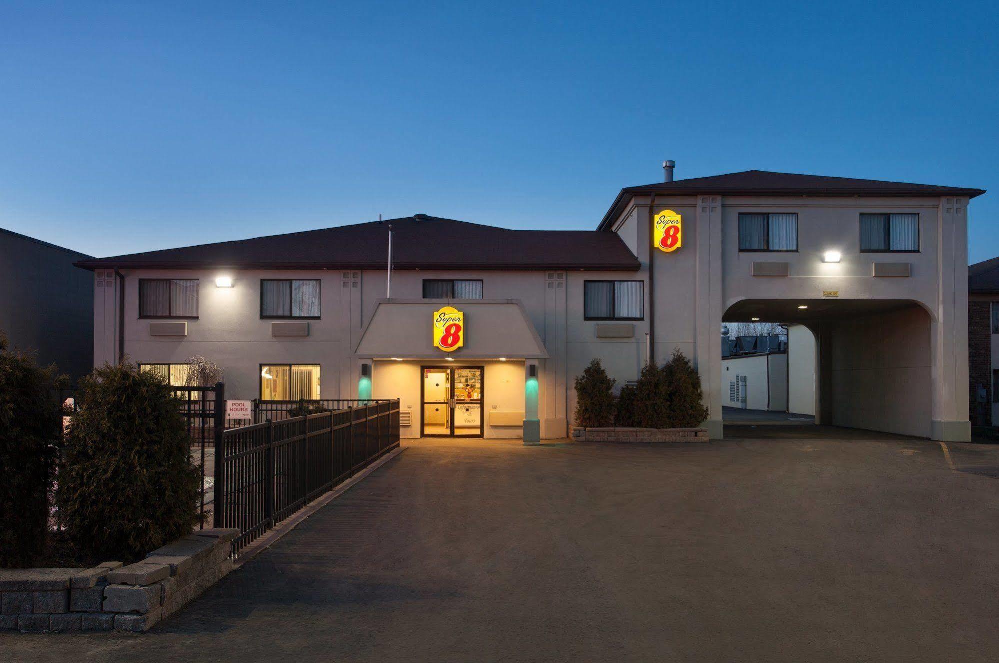 Super 8 By Wyndham Niagara Falls Kültér fotó